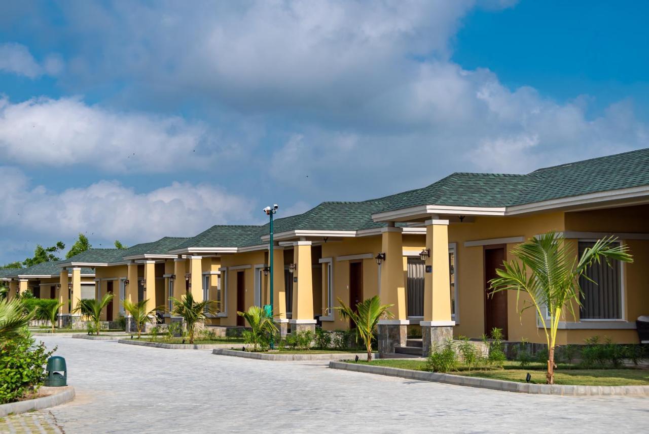 Hawthorn Suites By Wyndham Dwarka Dış mekan fotoğraf