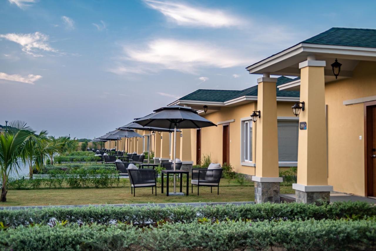 Hawthorn Suites By Wyndham Dwarka Dış mekan fotoğraf