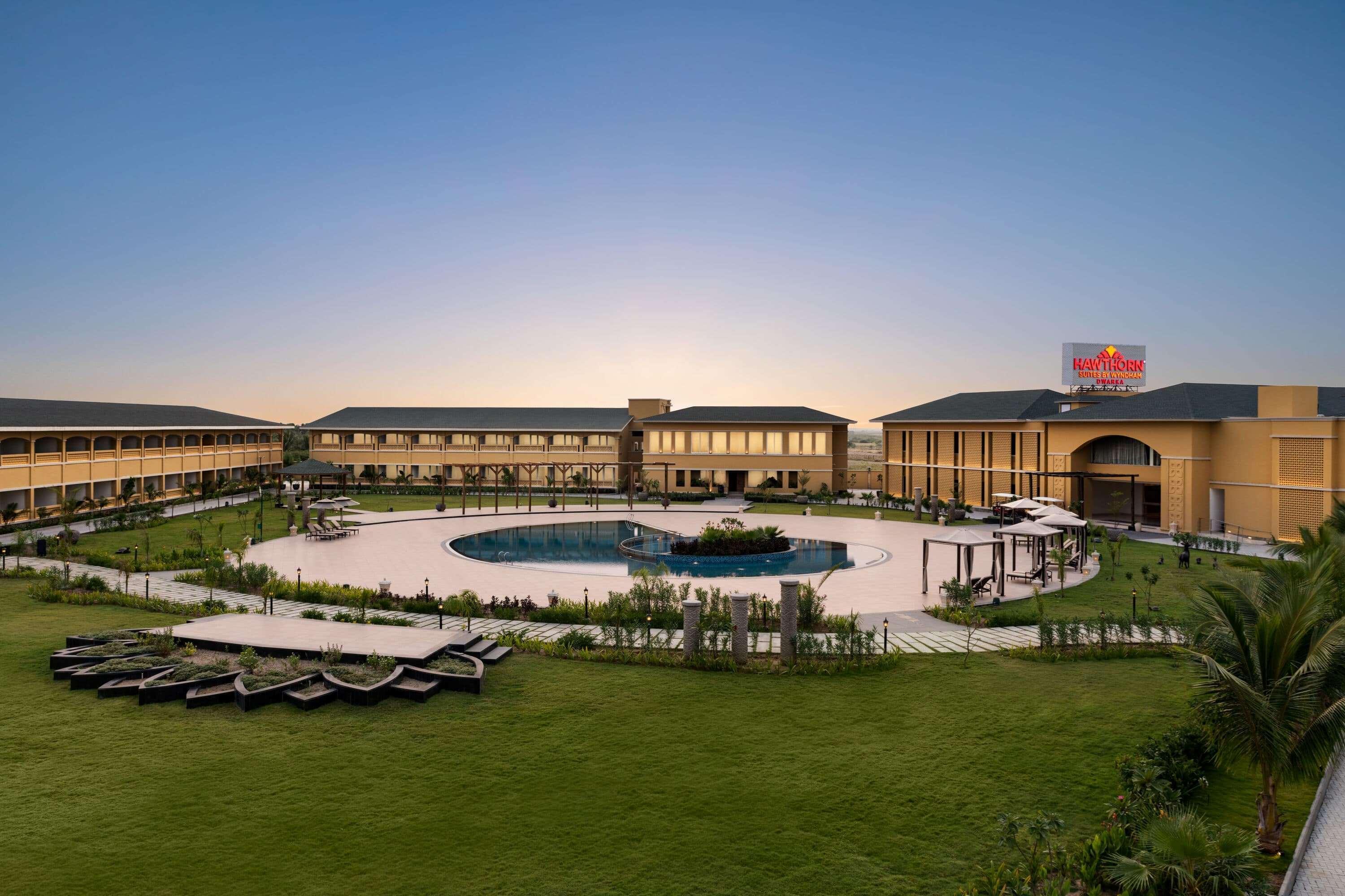 Hawthorn Suites By Wyndham Dwarka Dış mekan fotoğraf