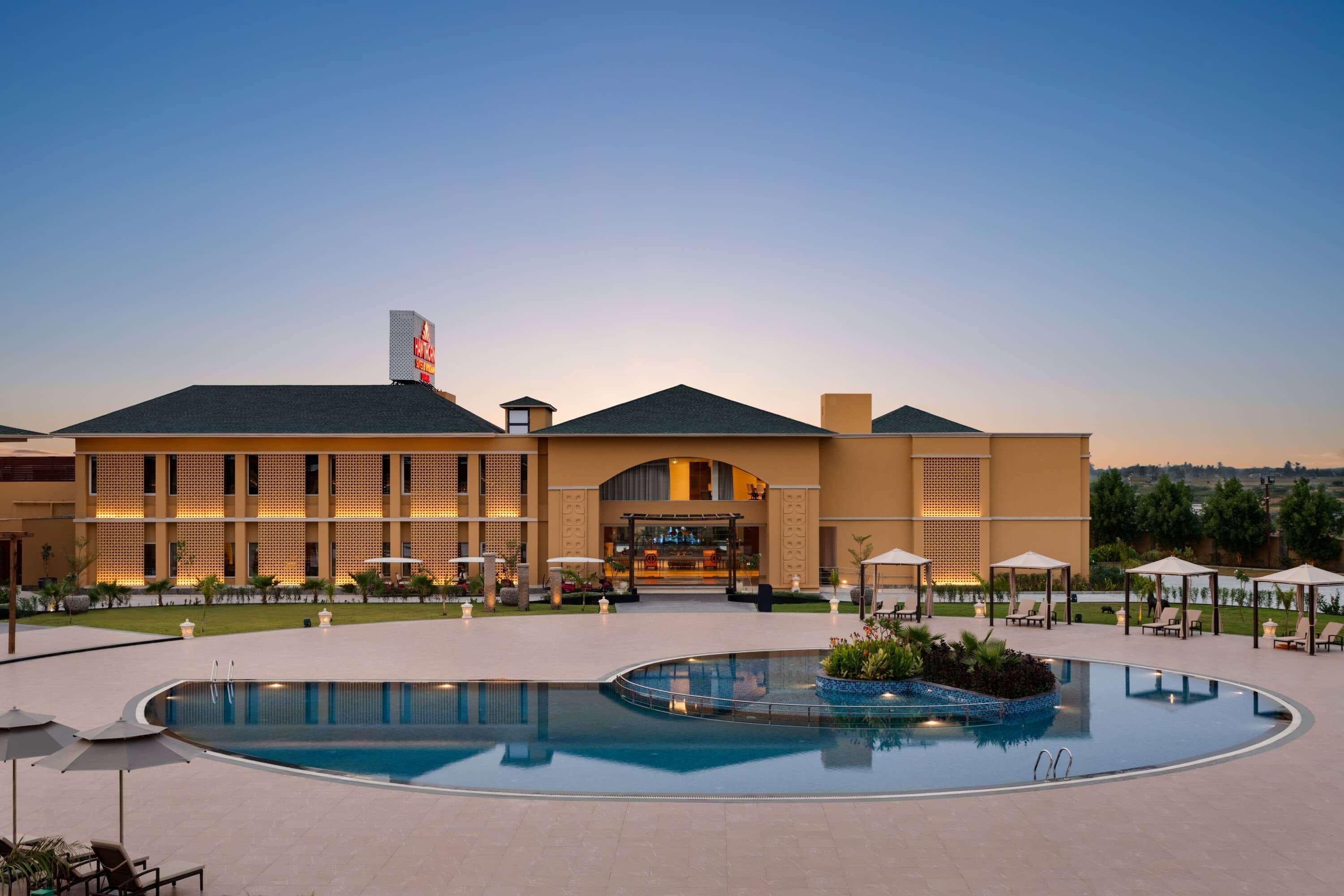 Hawthorn Suites By Wyndham Dwarka Dış mekan fotoğraf